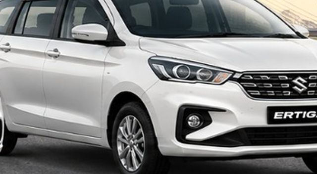 White Maruti Ertiga